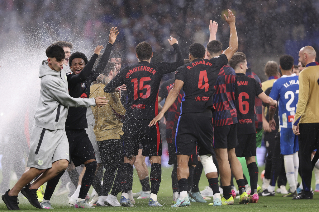 蒂姆连续十五场比赛得分超过领先优势明显,巴塞罗那不断突破!比赛高潮迭起的简单介绍 蒂姆连续十五场比赛得分超过领先优势明显,巴塞罗那不断突破!比赛高潮迭起的简单介绍