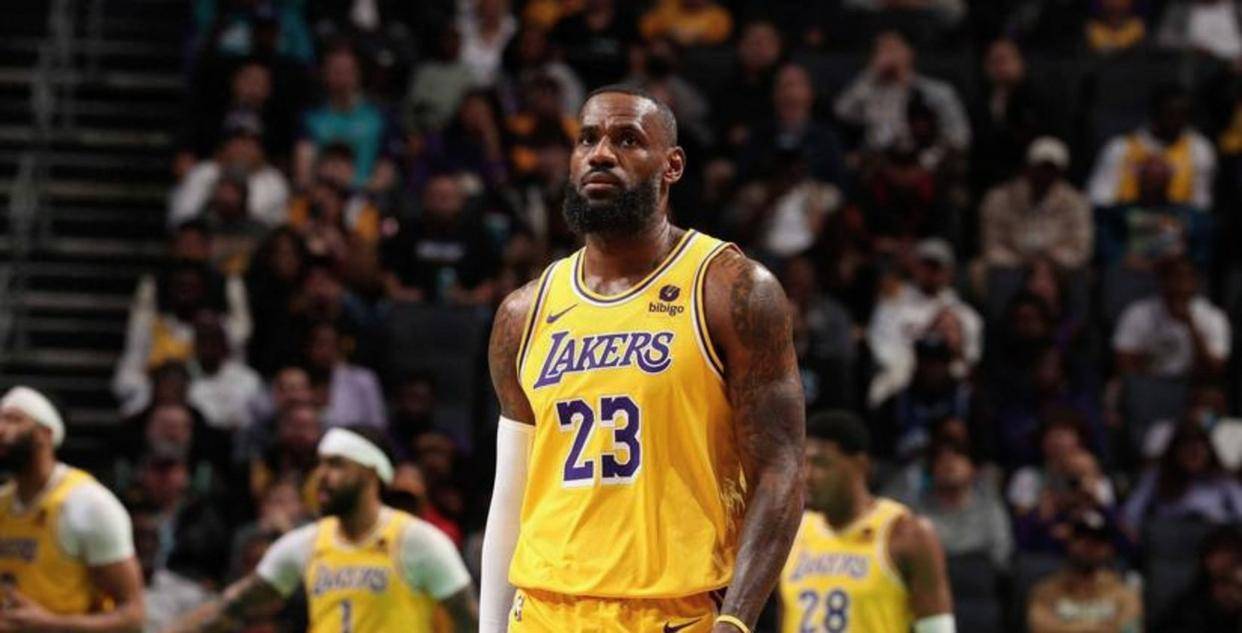 九游体育-詹姆斯关键节点回归赛场，DWG带队取胜！的简单介绍